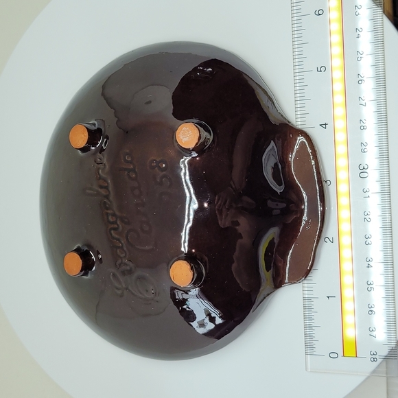 Vintage Evangeline Canada Pottery 958 Footed Shell Nut Dish - Picture 2 of 3